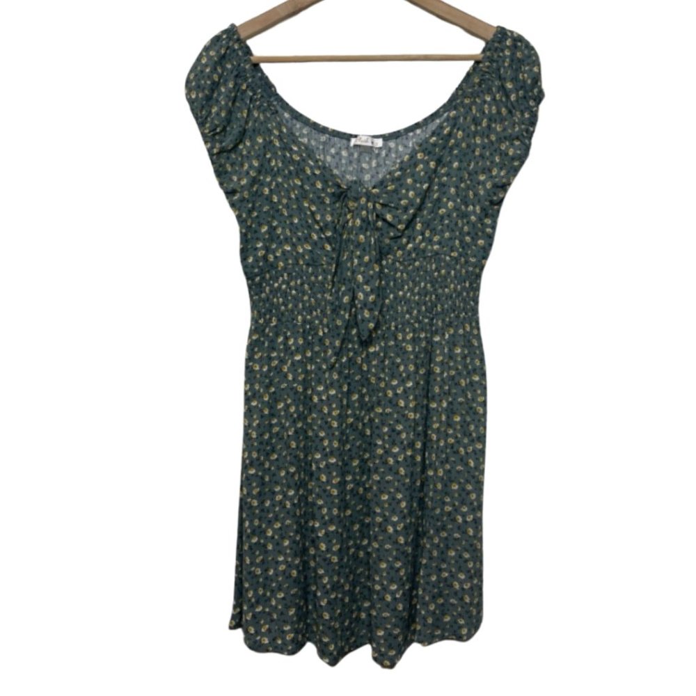 BLUSH J | Sage Green Elastic Waist Floral Mini Dress | Size L